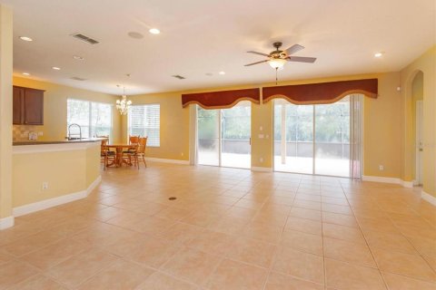 Casa en alquiler en Oviedo, Florida, 5 dormitorios, 275.46 m2 № 1354876 - foto 7