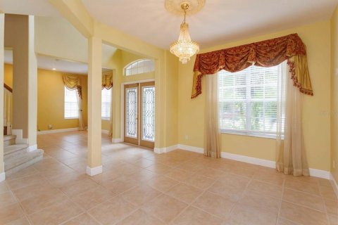 Villa ou maison à louer à Oviedo, Floride: 5 chambres, 275.46 m2 № 1354876 - photo 4