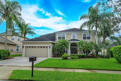 Villa ou maison à louer à Oviedo, Floride: 5 chambres, 275.46 m2 № 1354876 - photo 1