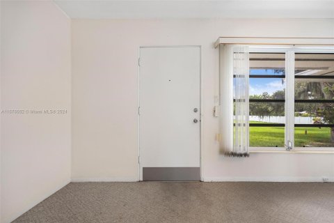 Villa ou maison à vendre à LaBelle, Floride: 2 chambres № 1401622 - photo 5