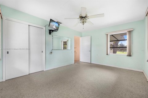 Villa ou maison à vendre à LaBelle, Floride: 2 chambres № 1401622 - photo 4