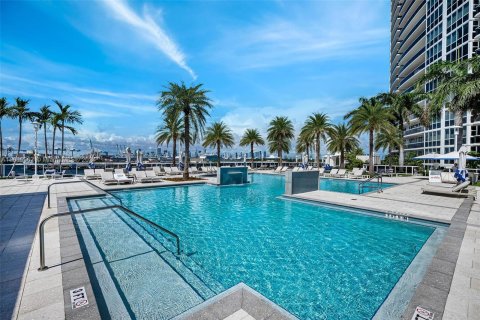 Condominio en venta en Miami Beach, Florida, 3 dormitorios, 188.03 m2 № 1391895 - foto 22