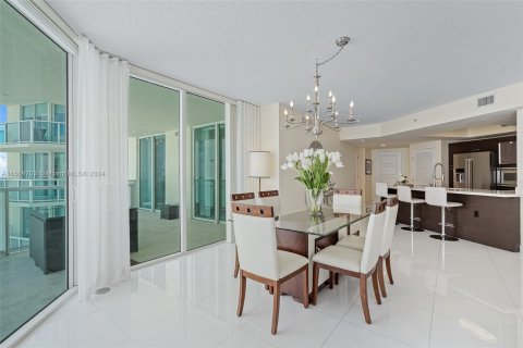 Copropriété à vendre à Sunny Isles Beach, Floride: 3 chambres, 134.43 m2 № 1377498 - photo 18