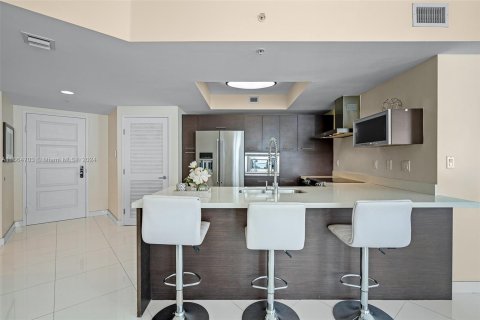 Condo in Sunny Isles Beach, Florida, 3 bedrooms  № 1377498 - photo 9