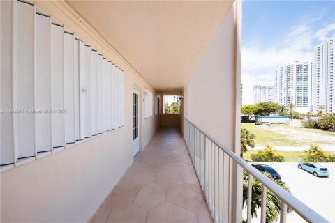 Copropriété à louer à Pompano Beach, Floride: 2 chambres, 80.27 m2 № 1173574 - photo 30