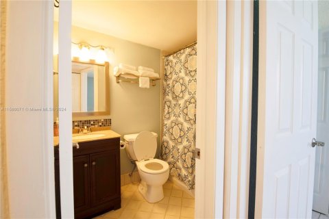 Condo in Pompano Beach, Florida, 2 bedrooms  № 1173574 - photo 23