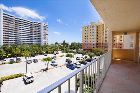 Copropriété à louer à Pompano Beach, Floride: 2 chambres, 80.27 m2 № 1173574 - photo 29