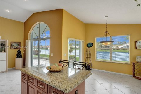Casa en venta en Boynton Beach, Florida, 3 dormitorios, 171.4 m2 № 1080211 - foto 3