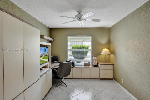 Casa en venta en Boynton Beach, Florida, 3 dormitorios, 171.4 m2 № 1080211 - foto 17