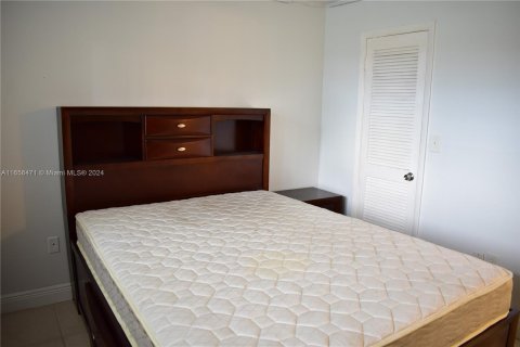 Condo in Sunrise, Florida, 2 bedrooms  № 1357249 - photo 21