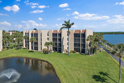 Condominio en venta en Jensen Beach, Florida, 2 dormitorios, 102.38 m2 № 1092893 - foto 12