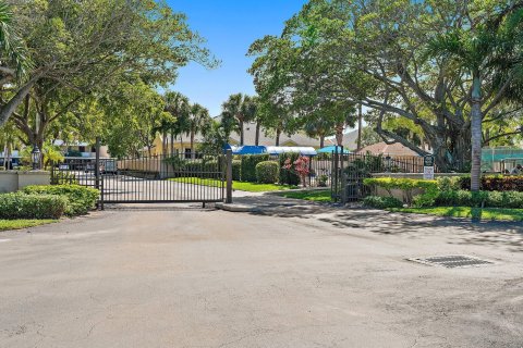 Condominio en venta en Jensen Beach, Florida, 2 dormitorios, 102.38 m2 № 1092893 - foto 26