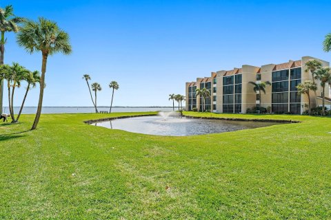 Condominio en venta en Jensen Beach, Florida, 2 dormitorios, 102.38 m2 № 1092893 - foto 13