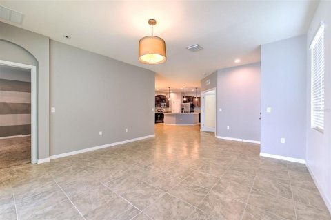 Casa en venta en Wesley Chapel, Florida, 3 dormitorios, 144.65 m2 № 1369965 - foto 6