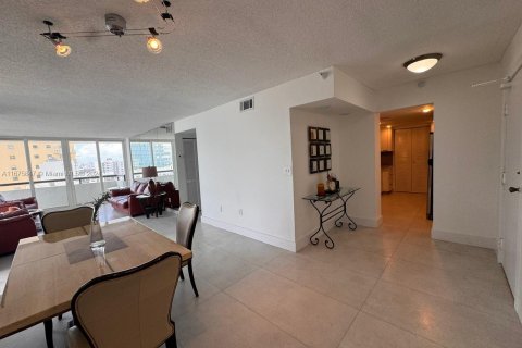 Copropriété à vendre à Miami Beach, Floride: 2 chambres, 100.8 m2 № 1404497 - photo 8