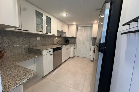 Condominio en venta en Miami Beach, Florida, 2 dormitorios, 100.8 m2 № 1404497 - foto 7