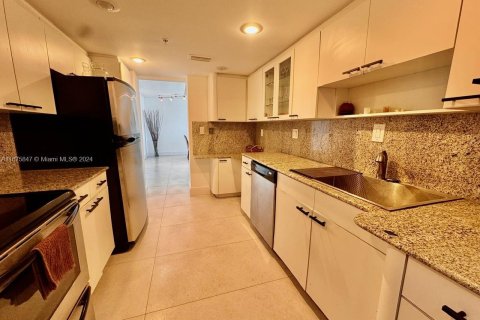 Condominio en venta en Miami Beach, Florida, 2 dormitorios, 100.8 m2 № 1404497 - foto 17