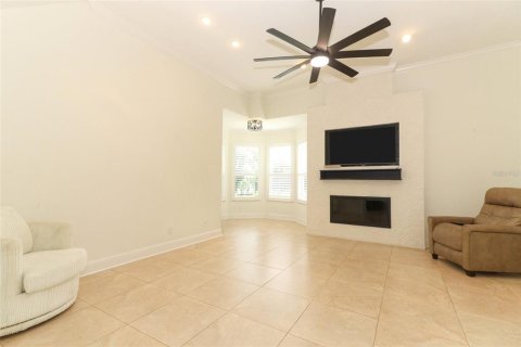 House in Winter Park, Florida 5 bedrooms, 335.47 sq.m. № 1390323 - photo 23