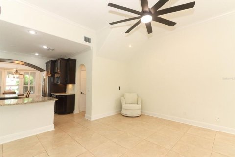 House in Winter Park, Florida 5 bedrooms, 335.47 sq.m. № 1390323 - photo 22