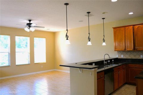 House in Grand Island, Florida 4 bedrooms, 293.01 sq.m. № 1249144 - photo 11