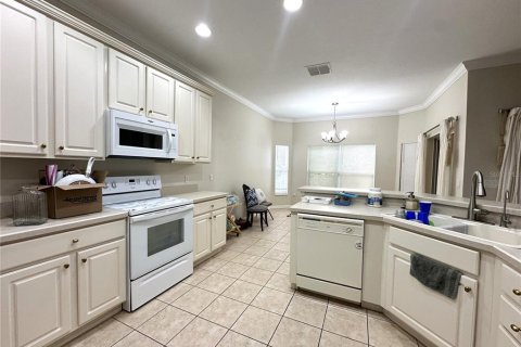 Villa ou maison à vendre à Kissimmee, Floride: 2 chambres, 157.93 m2 № 1287614 - photo 8