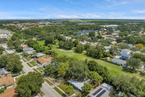 Villa ou maison à vendre à Tampa, Floride: 3 chambres, 112.41 m2 № 1326330 - photo 5