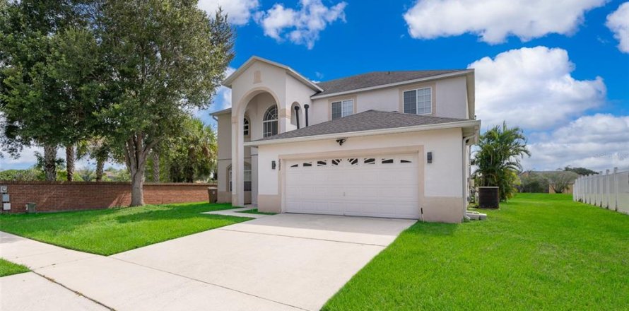 Villa ou maison à Kissimmee, Floride 4 chambres, 266.54 m2 № 1326402