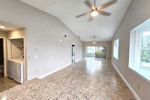 Copropriété à louer à Rotonda, Floride: 2 chambres, 143.07 m2 № 1355771 - photo 10