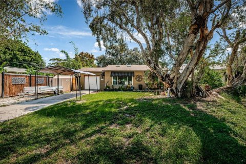 Villa ou maison à vendre à Gulfport, Floride: 3 chambres, 155.89 m2 № 1344487 - photo 1