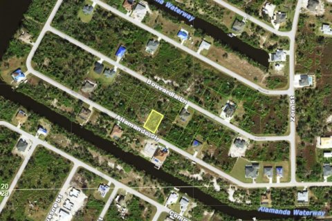 Land in Port Charlotte, Florida № 1117047 - photo 1