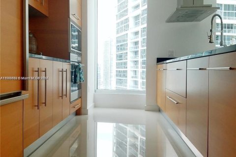 Condominio en alquiler en Miami, Florida, 2 dormitorios, 123.28 m2 № 1384446 - foto 5