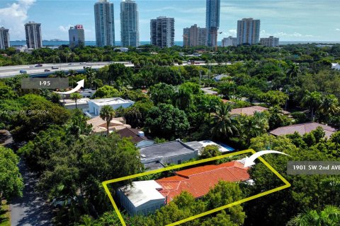 Casa en venta en Miami, Florida, 4 dormitorios, 120.59 m2 № 1384445 - foto 8