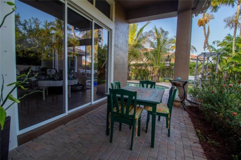 Villa ou maison à vendre à Coral Springs, Floride: 4 chambres, 256.22 m2 № 1145943 - photo 19