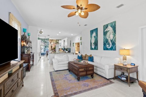 Condo in Hutchinson Island South, Florida, 3 bedrooms  № 1145838 - photo 27