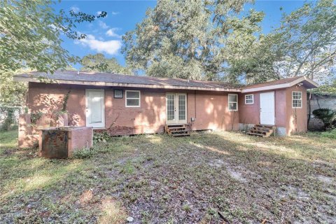 House in Ocala, Florida 3 bedrooms, 107.02 sq.m. № 1300105 - photo 20