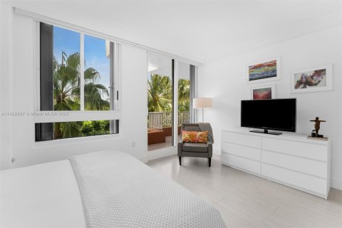 Condominio en venta en Key Biscayne, Florida, 3 dormitorios, 287.35 m2 № 632840 - foto 19