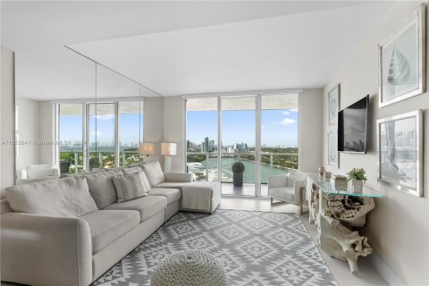 Copropriété à vendre à Miami Beach, Floride: 2 chambres, 88.44 m2 № 1315794 - photo 1