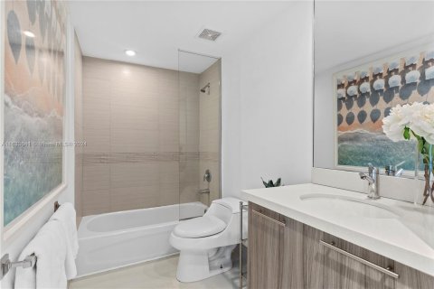 Copropriété à vendre à Miami Beach, Floride: 2 chambres, 88.44 m2 № 1315794 - photo 15