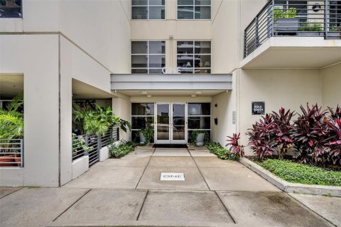 Copropriété à vendre à Orlando, Floride: 3 chambres, 345.04 m2 № 1395753 - photo 2