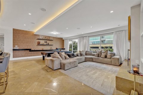 Condominio en venta en Orlando, Florida, 3 dormitorios, 345.04 m2 № 1395753 - foto 8