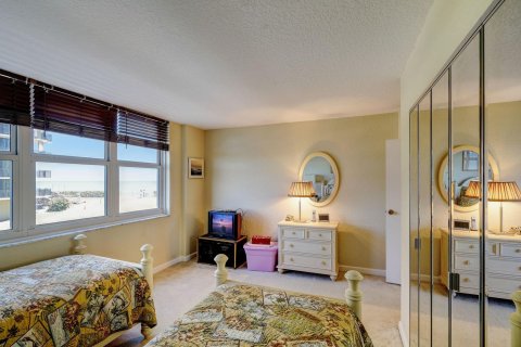 Condominio en venta en Riviera Beach, Florida, 2 dormitorios, 130.06 m2 № 1139155 - foto 9