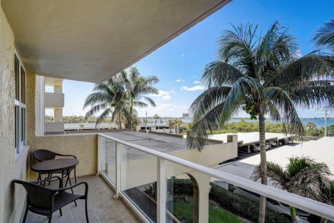 Condo in Riviera Beach, Florida, 2 bedrooms  № 1139155 - photo 21