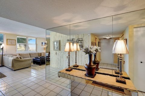 Condominio en venta en Riviera Beach, Florida, 2 dormitorios, 130.06 m2 № 1139155 - foto 24