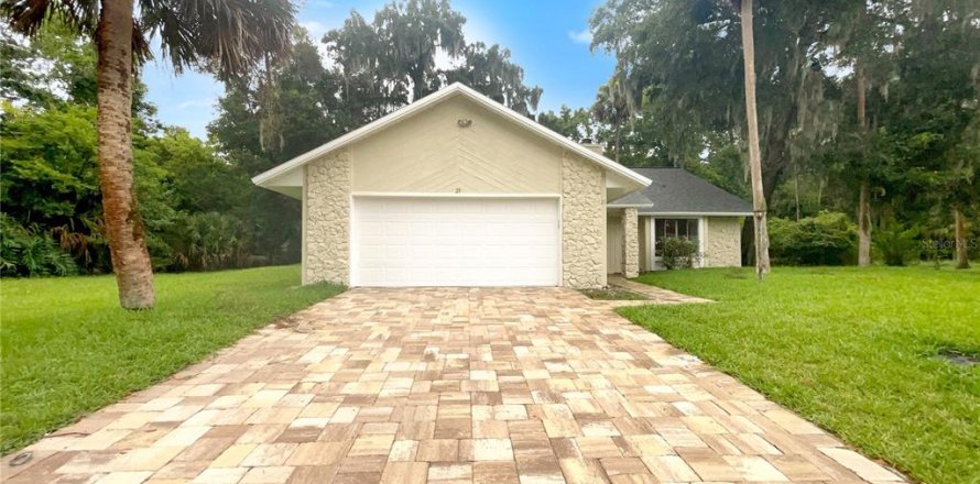 House in Palm Coast, Florida 3 bedrooms, 149.2 sq.m. № 620201