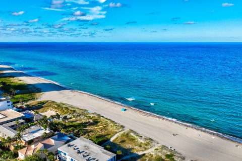 Copropriété à vendre à Deerfield Beach, Floride: 2 chambres, 107.77 m2 № 1187050 - photo 2