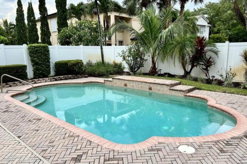 House in Lake Worth, Florida 4 bedrooms, 252.14 sq.m. № 1221383 - photo 5