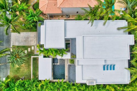 Casa en venta en Pompano Beach, Florida, 5 dormitorios, 507.15 m2 № 384442 - foto 10