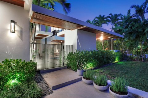Casa en venta en Pompano Beach, Florida, 5 dormitorios, 507.15 m2 № 384442 - foto 19