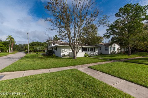 House in Saint Augustine, Florida 3 bedrooms, 228.35 sq.m. № 774883 - photo 5