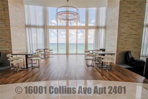 Condo in Sunny Isles Beach, Florida, 3 bedrooms  № 1171493 - photo 24